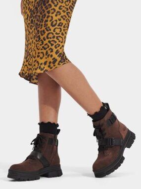 UGG Ashton Lace Up Boots Suede Buckle Combat Booties Burnt Cedar Brown Size 9